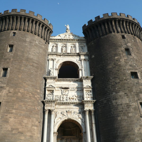 Maschio Angioino arco di trionfo